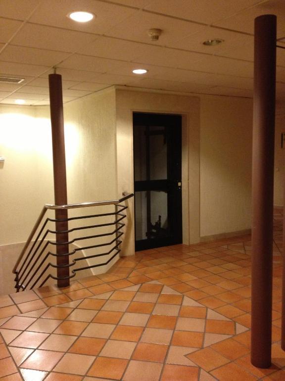 Apartamentos Turisticos Puerta De เลออน ภายนอก รูปภาพ