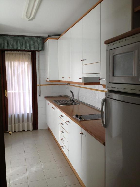 Apartamentos Turisticos Puerta De เลออน ภายนอก รูปภาพ