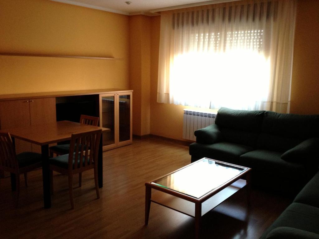 Apartamentos Turisticos Puerta De เลออน ห้อง รูปภาพ